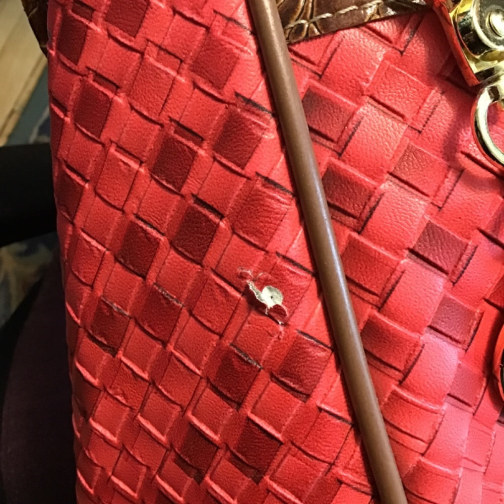 Samantha brown travel bag woven pattern