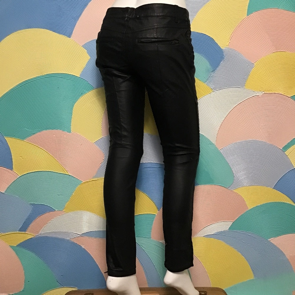 Free People vegan Black pleater Pants size 6