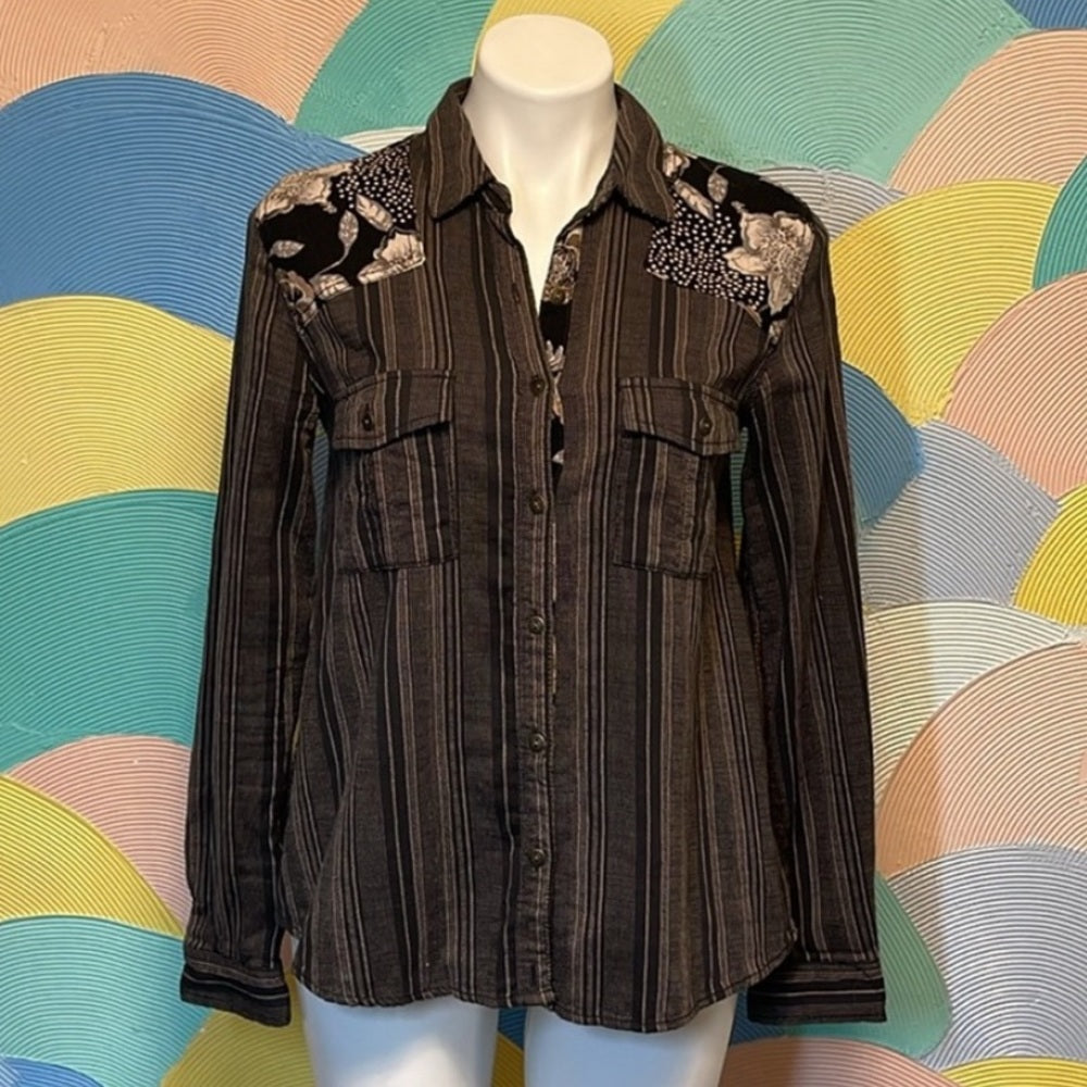 Free People Striped Floral Button Blouse sz XS long sleeve 100 cotton