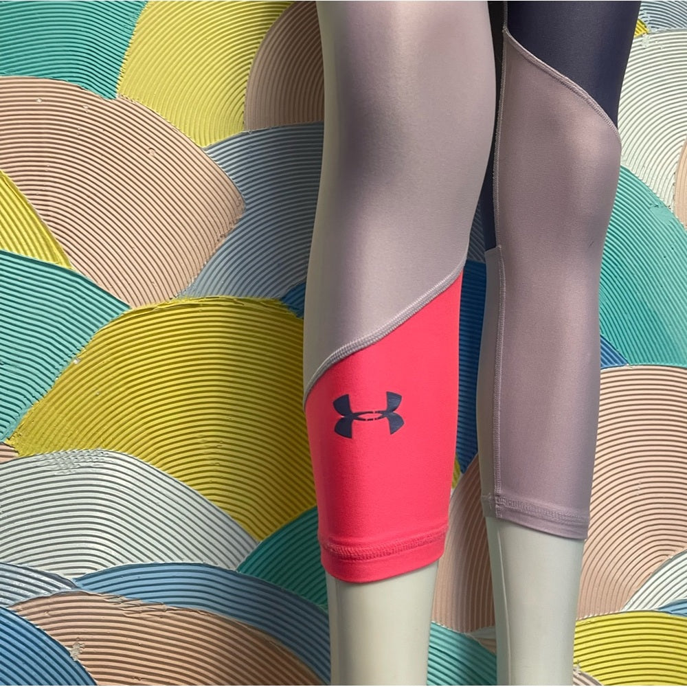 Bundle Nike & under Armour pink and purple leggings. Size M