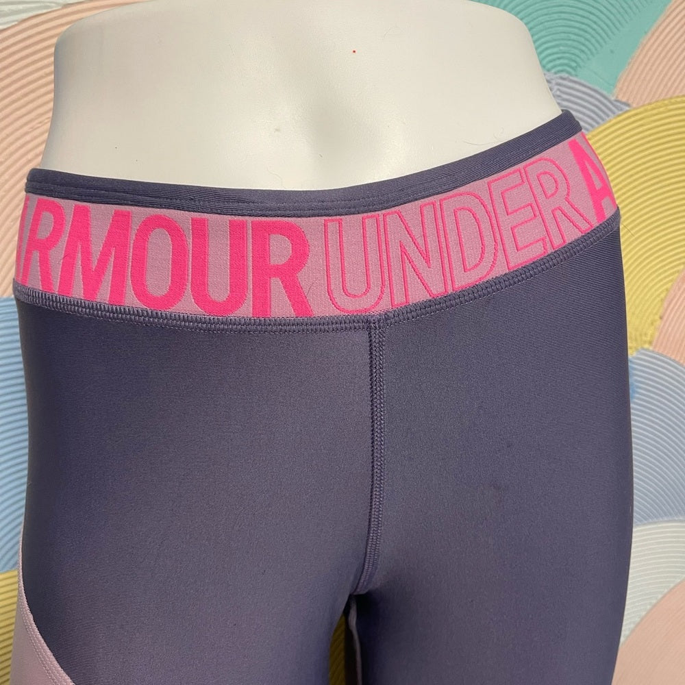Bundle Nike & under Armour pink and purple leggings. Size M