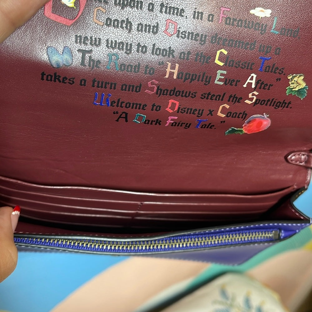RARE Coach Disney A Dark Fairytale Leather Bag Snow White sparkly, sleepy apple