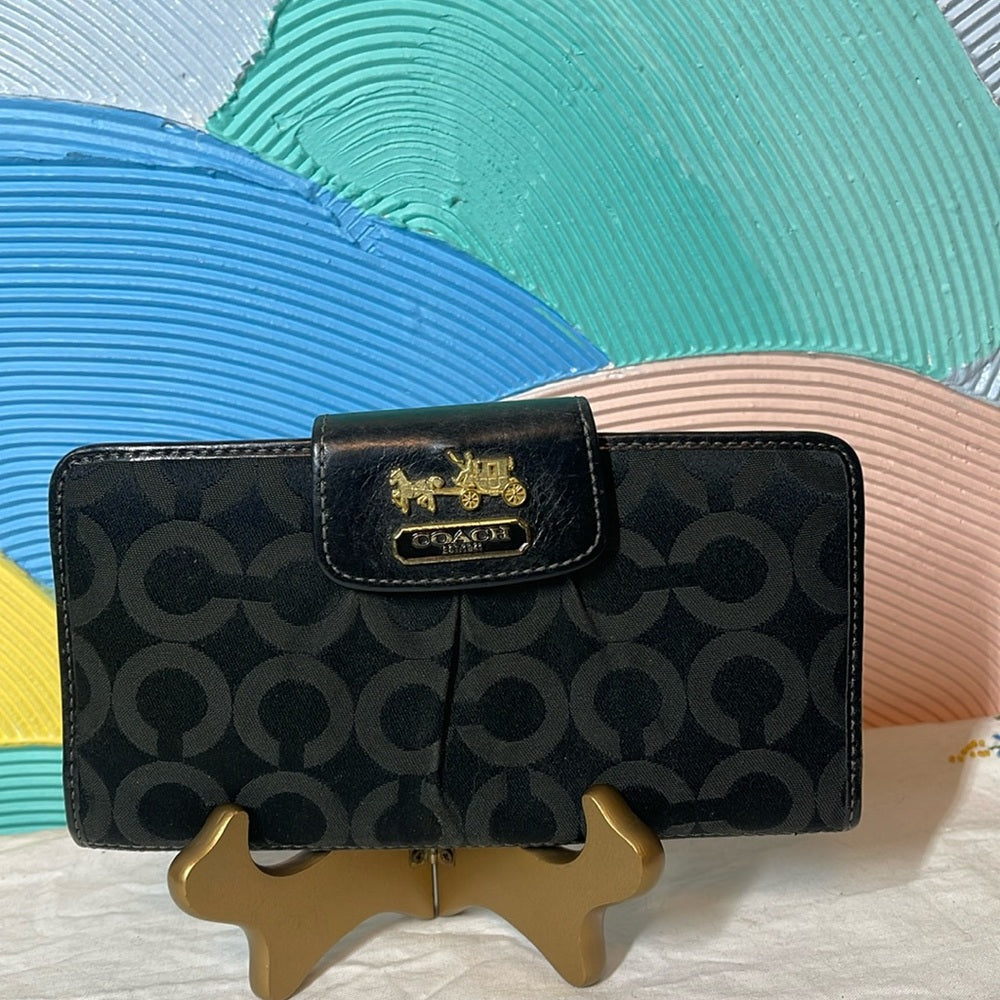 Vintage, coach, wallet, light pink inside black fabric on the outside  & leather