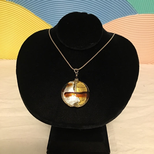 925 silver necklace with precious glass stone.