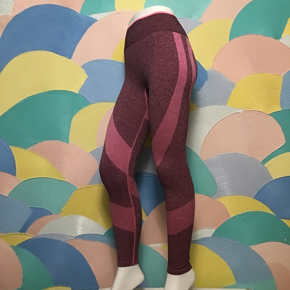 Pink Victoria secret seamless leggings color pink and black size S