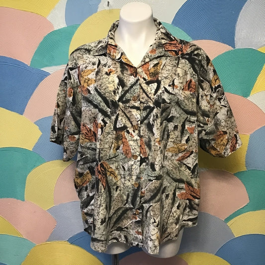 Vintage Casey & Max additions woman short sleeve shirt.