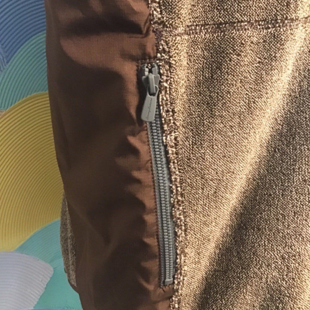 Tommy Bahama man vest size XXL color brown