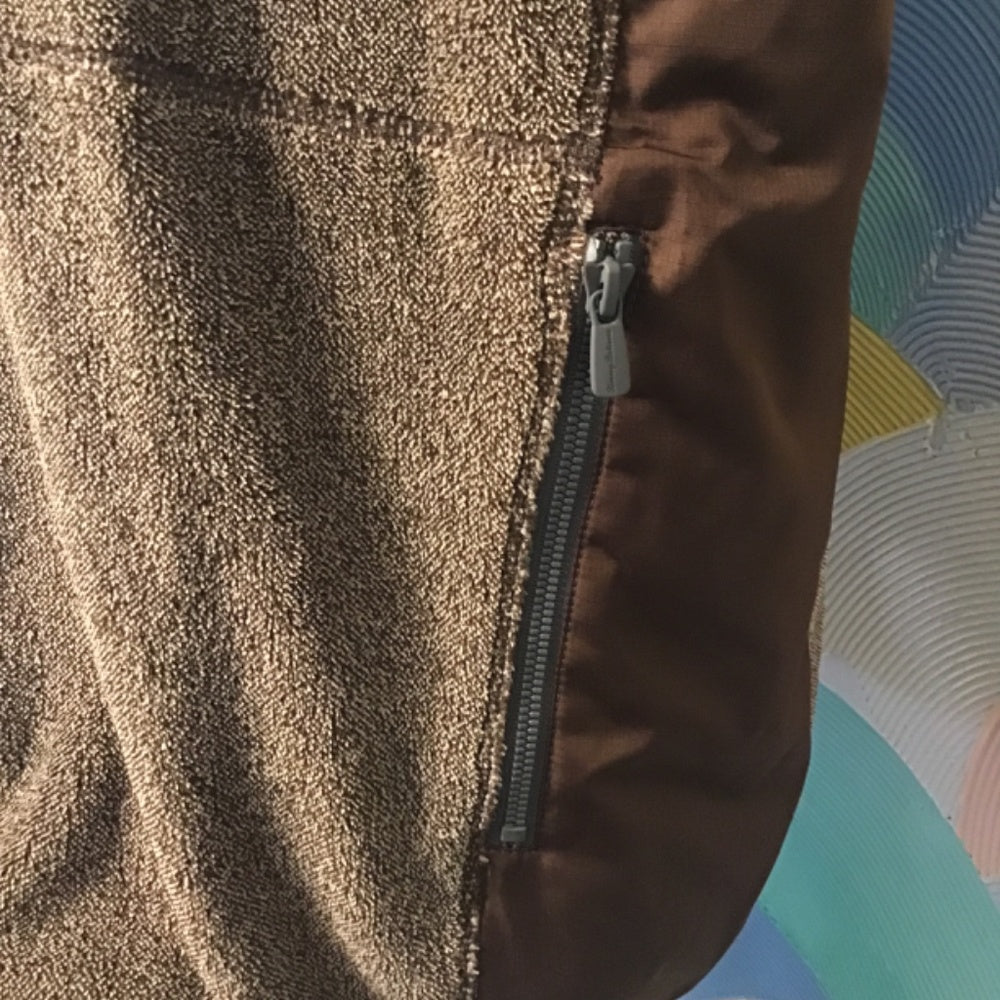 Tommy Bahama man vest size XXL color brown