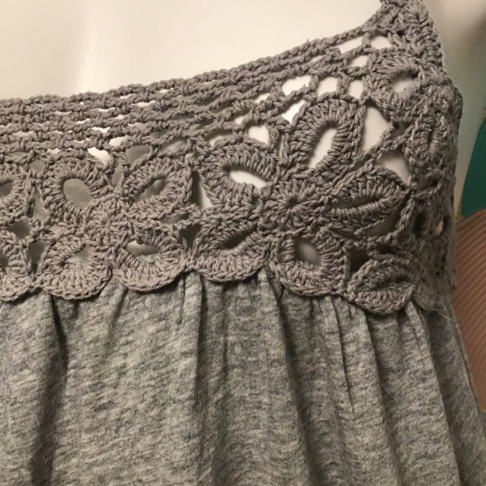 NWT Old Navy cotton embroidered gray blouse size M