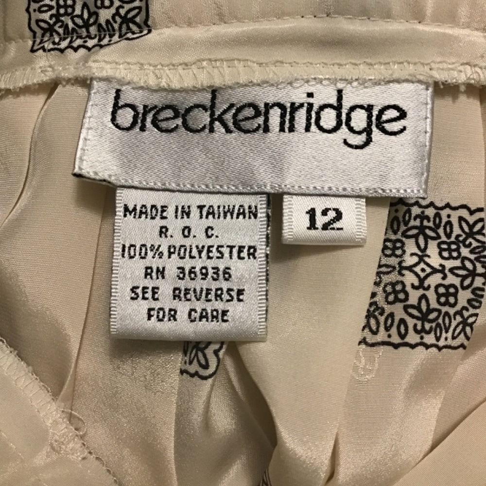 Breckenridge skirt size 12 color cream with black patterns art deco.