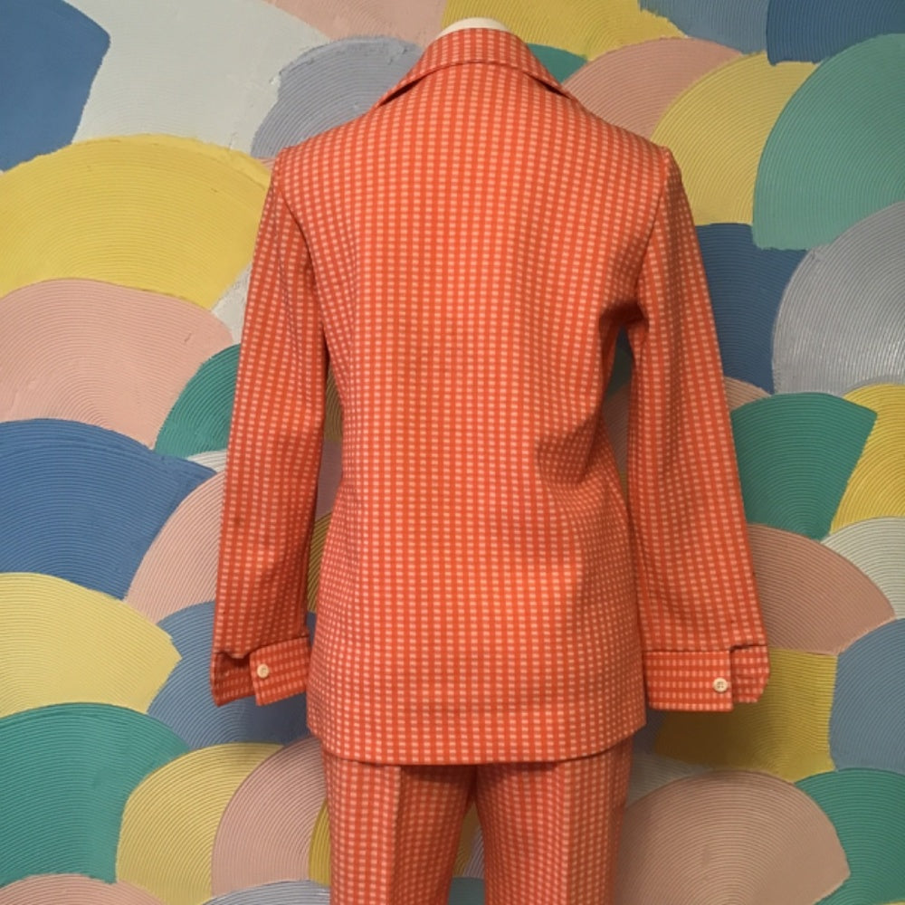 Vintage Int ladies Garment 2 piece blazer and pants orange and white