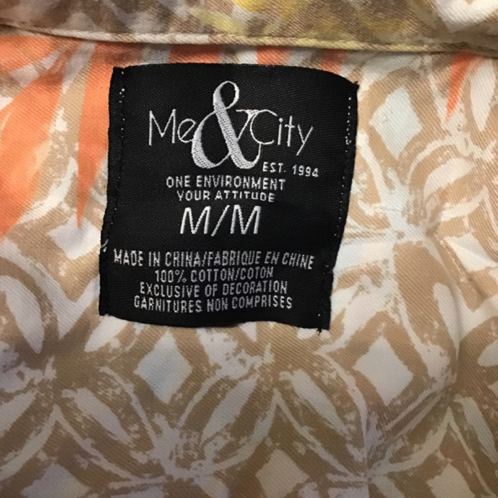 Me&City short sleeve floral mans shirt size M tan and white