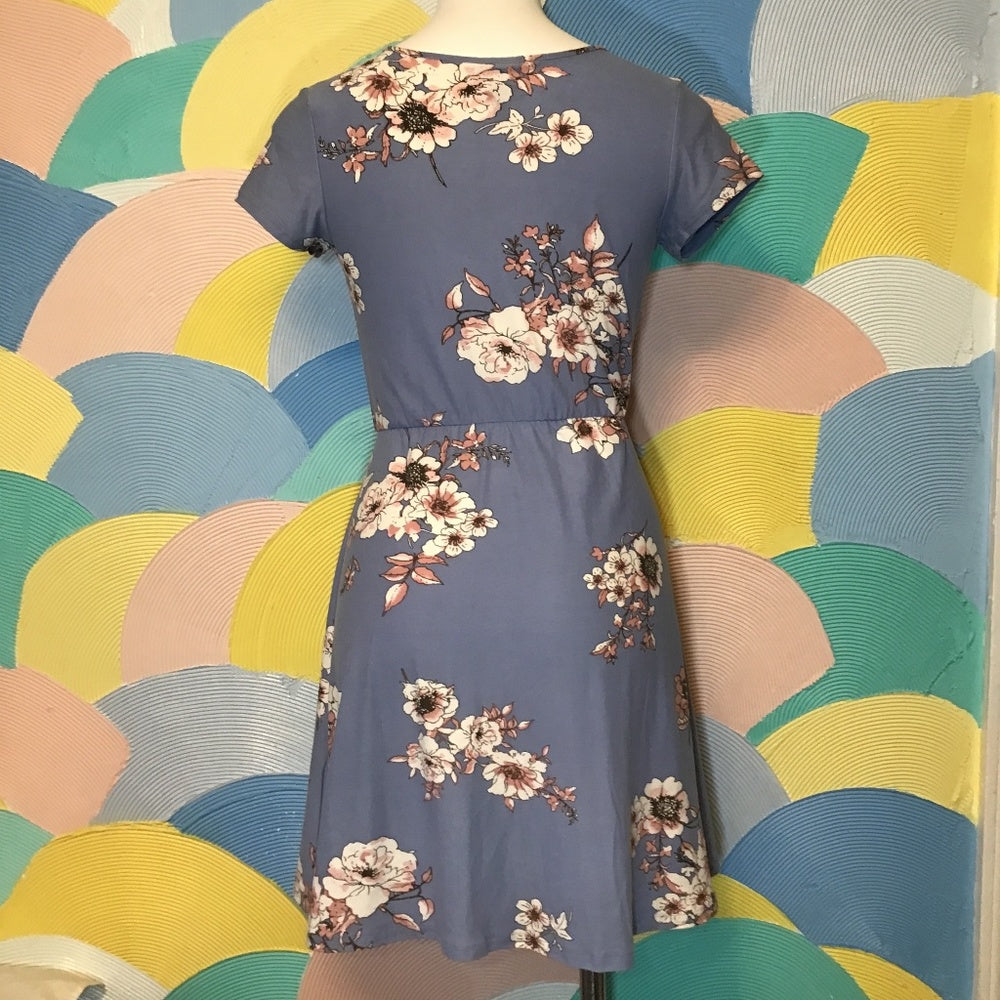 Derek Heart floral dress size M baby blue