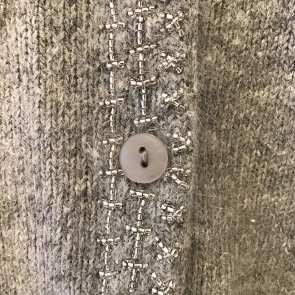 Urban Works glass beaded Angora gray sweater size 2X