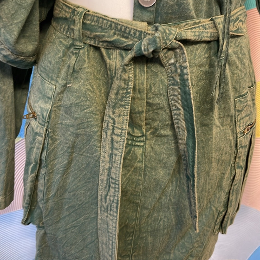 Earthbound large 2 piece 100 cotton green hoodie skirt w/ embroidered flowers