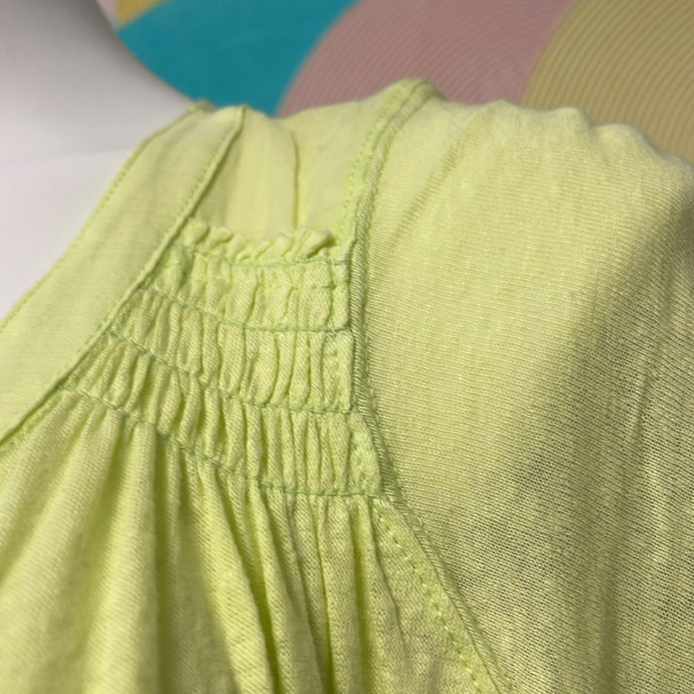 Free people chartreuse green top coconut buttons linen scoop neck short sleeves