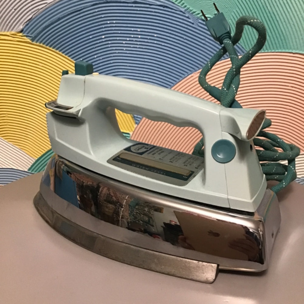 Vintage Sunbeam Shot Of Steam Ironmaster Spray Steam Dry Iron